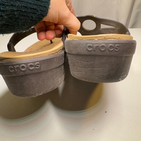 Crocs Sanrah Dual Comfort Wedge Flip Flops Metallic Ring Women’s W11 - Picture 5 of 8